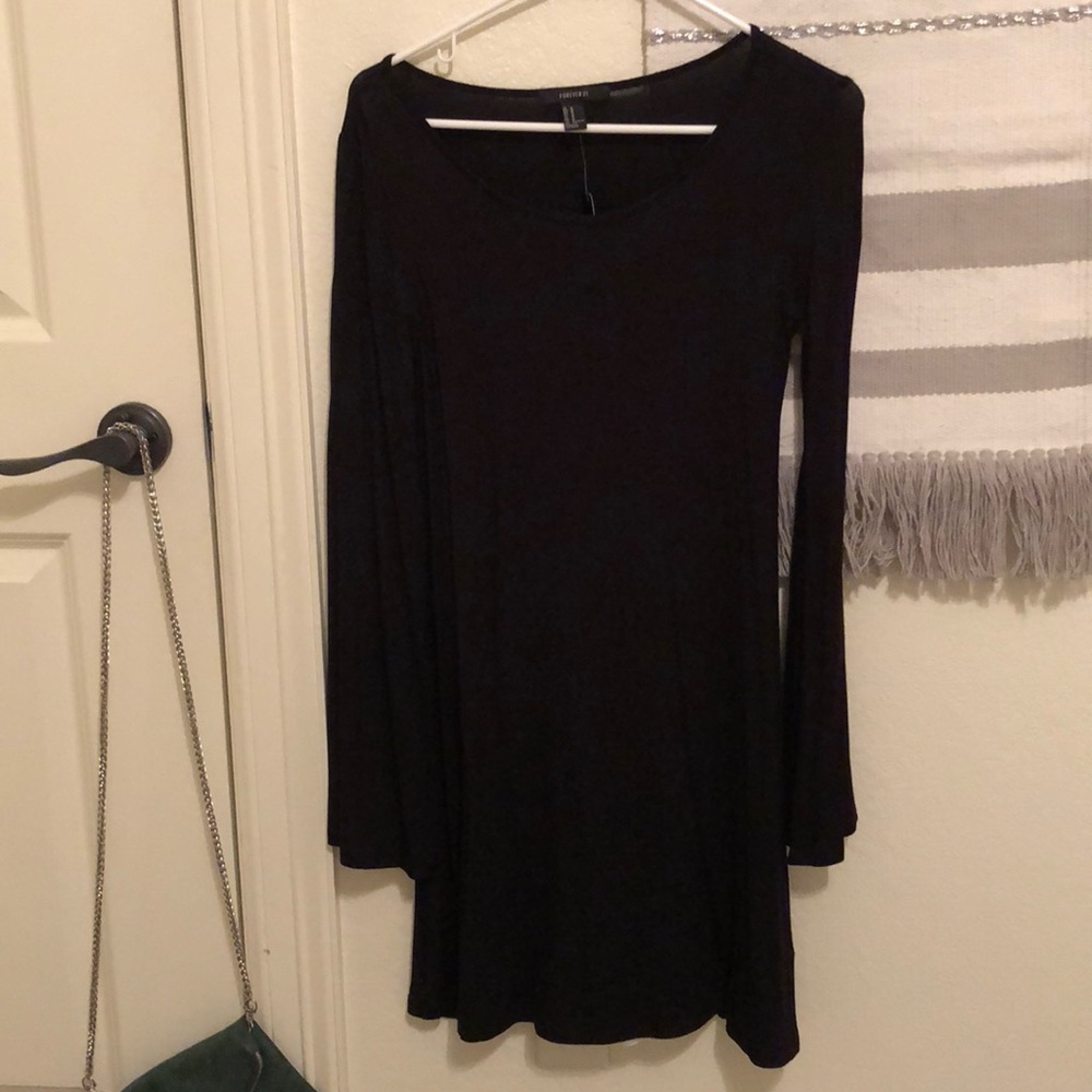 T-shirt dress with bell sleeves